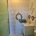 Azalia Rum i privatbostad Mielno (Koszalin)