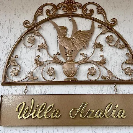 Azalia *
